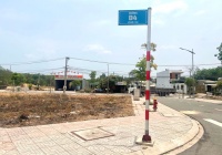 Đất chợ Bến Cát bán gấp, cặp ql13